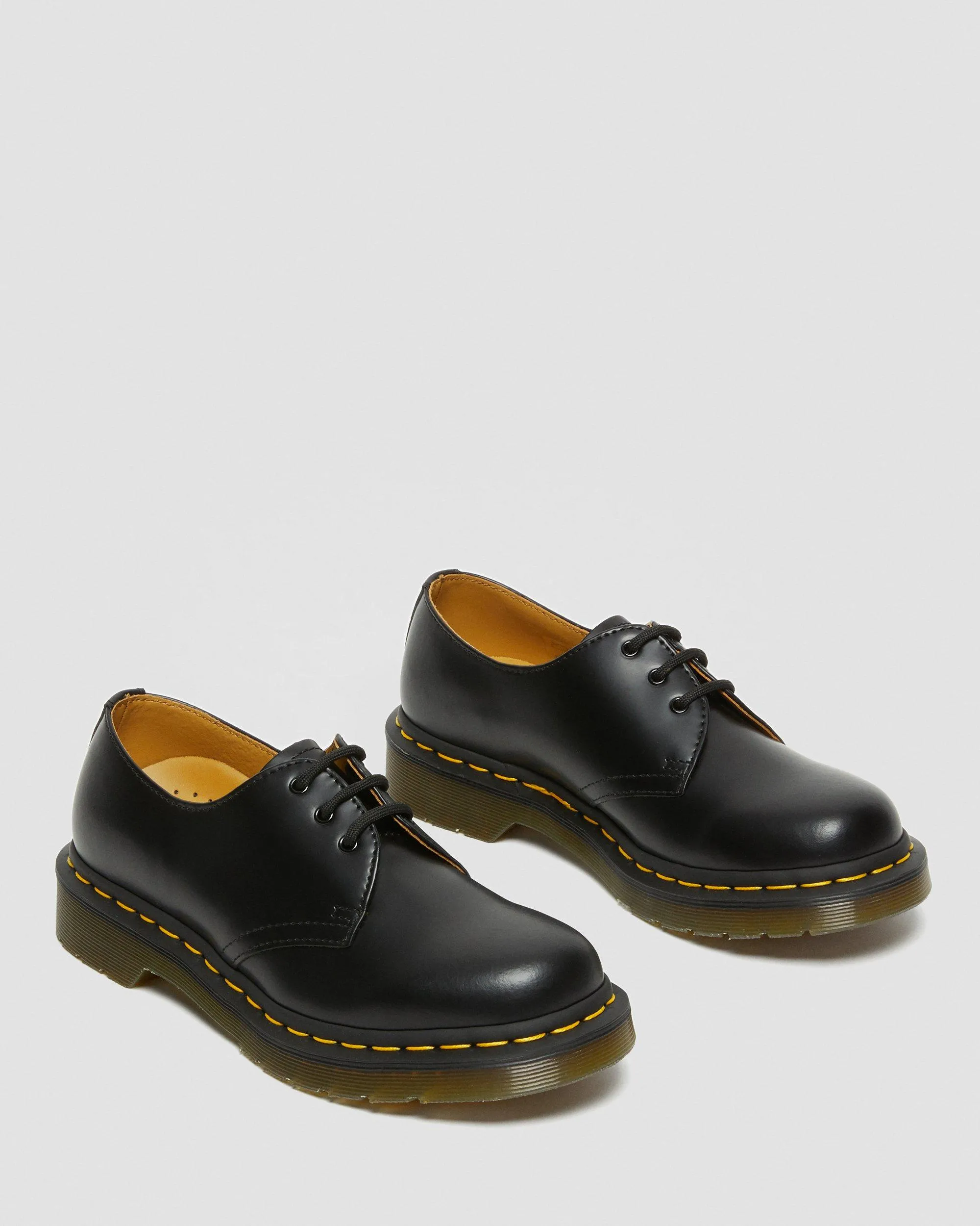 1461 Women's oxfords made of smooth leather Dr. Martens