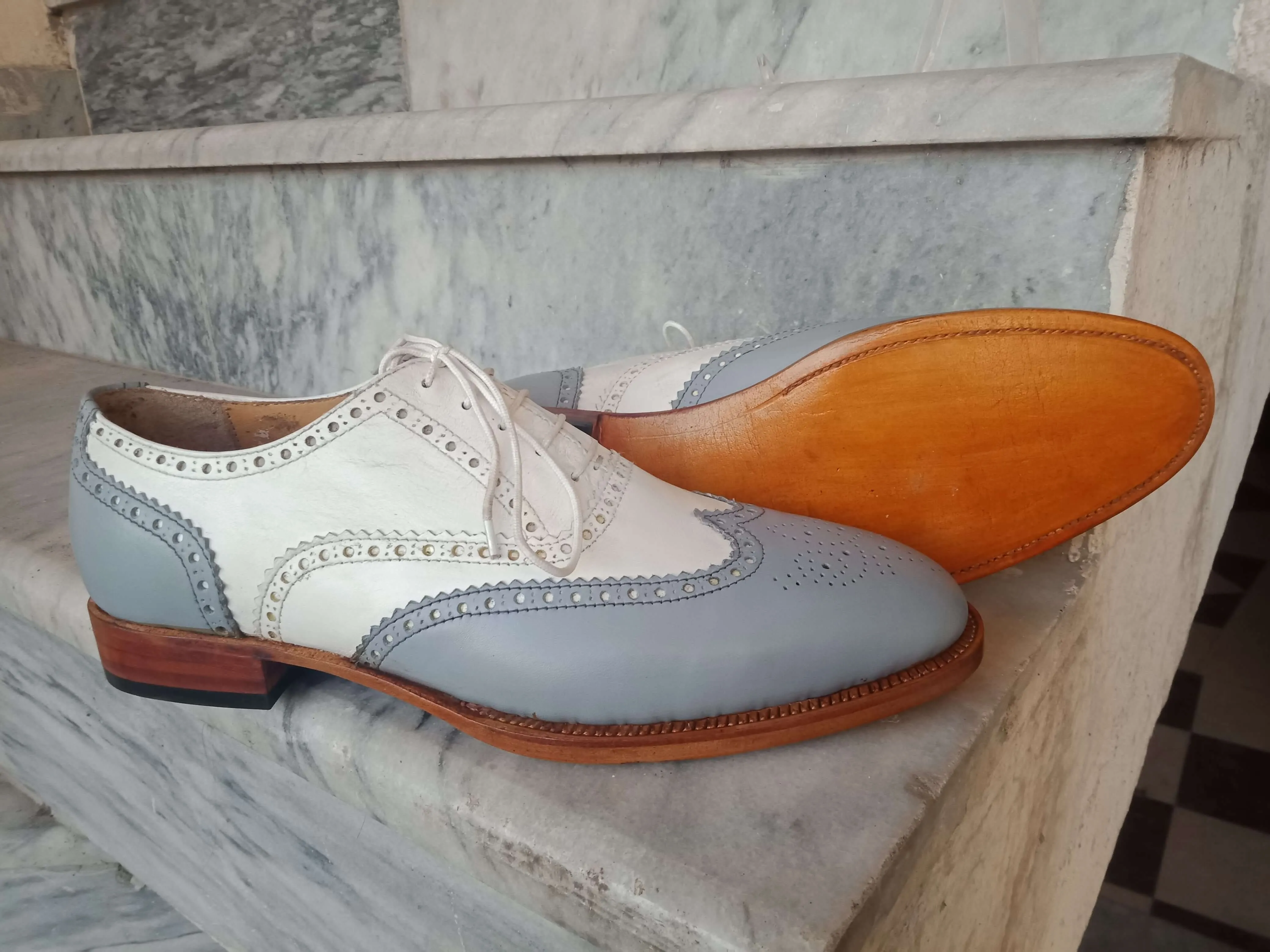 Bespoke Gray White Leather Wing Tip Lace Up Shoe for Men