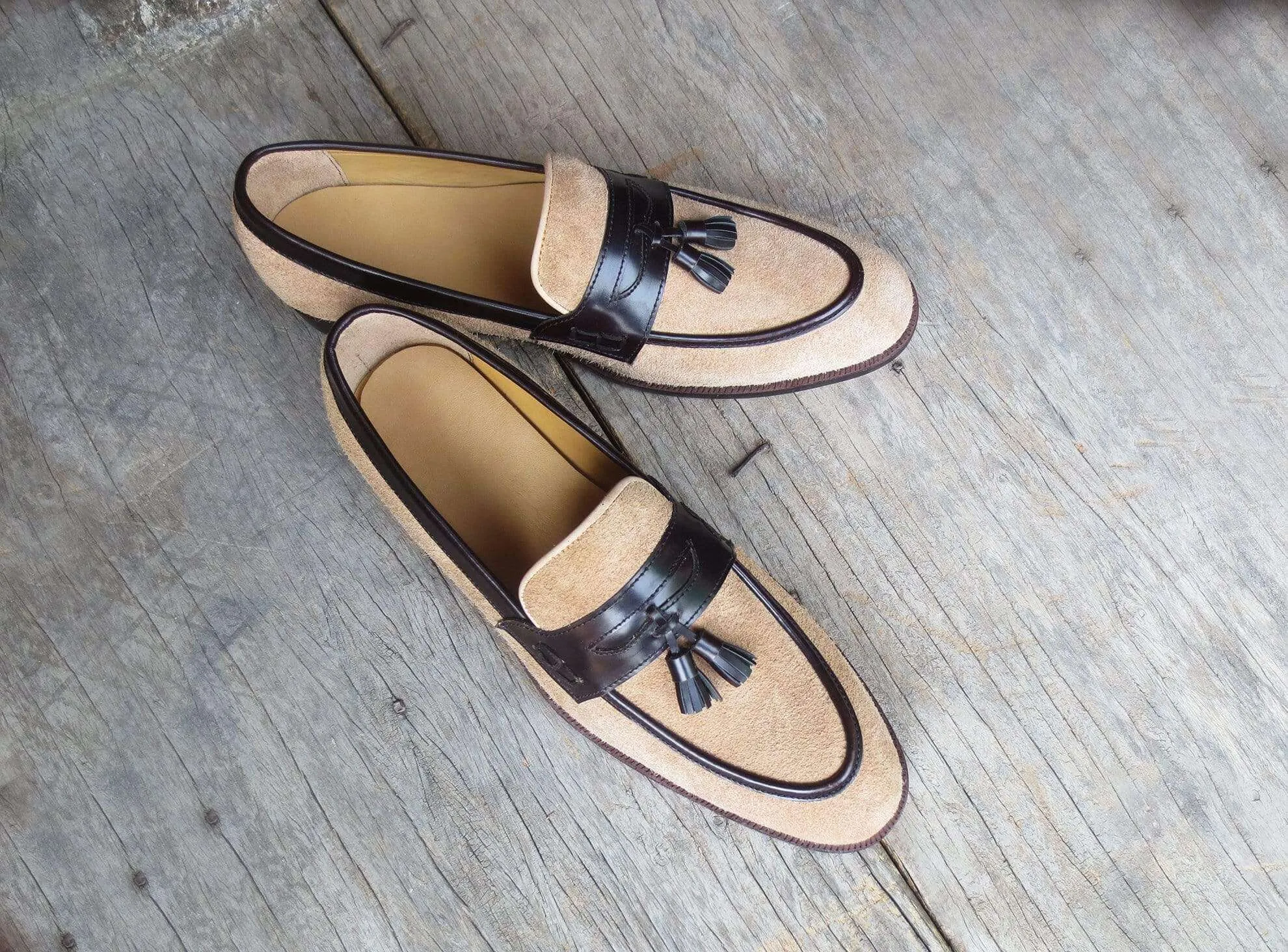 Handmade Men's Beige Suede Tussles Loafers