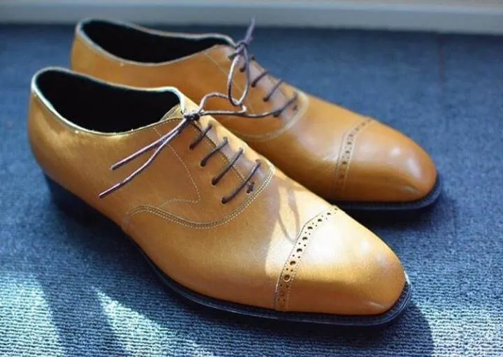 Handmade Men's Tan Leather Lace Up Shoes