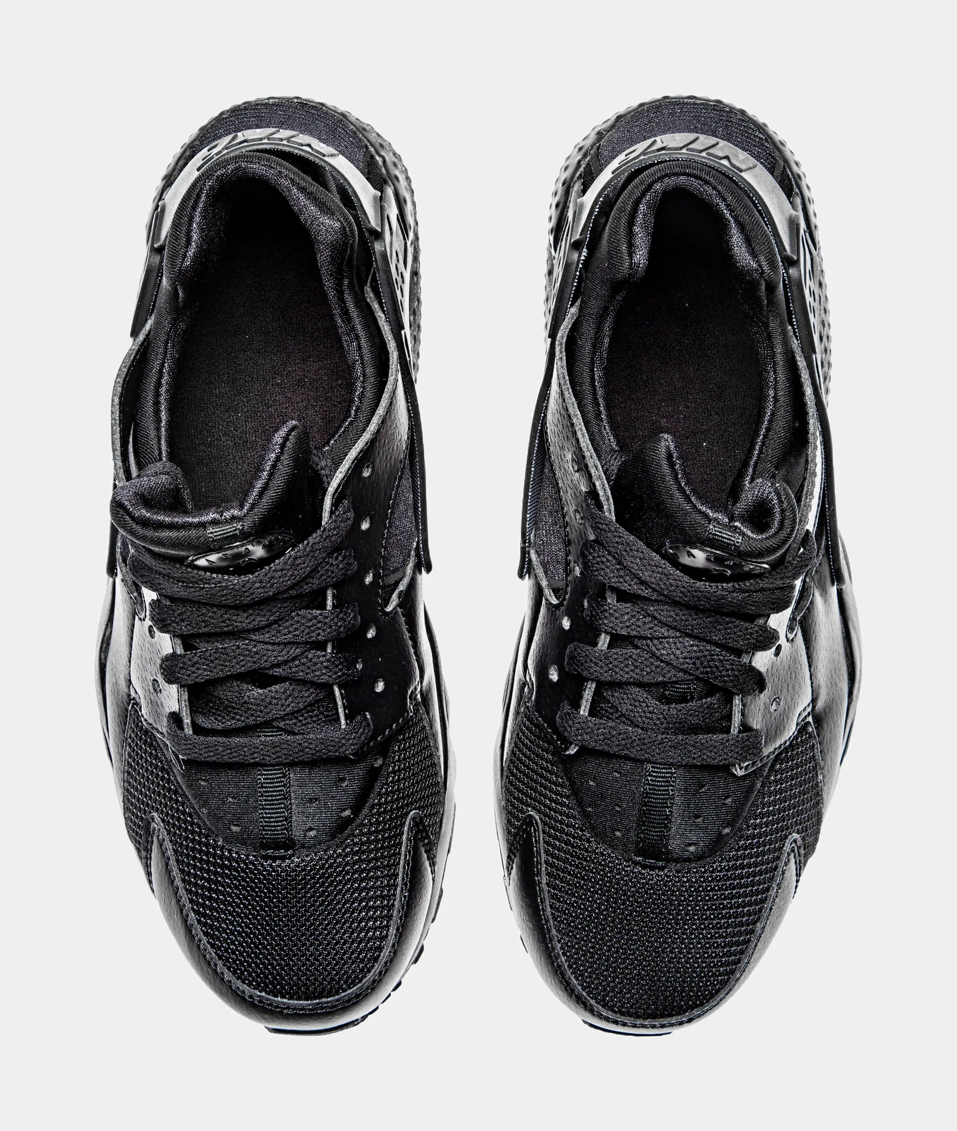 Huarache Run Grade School Running Shoes (Black)