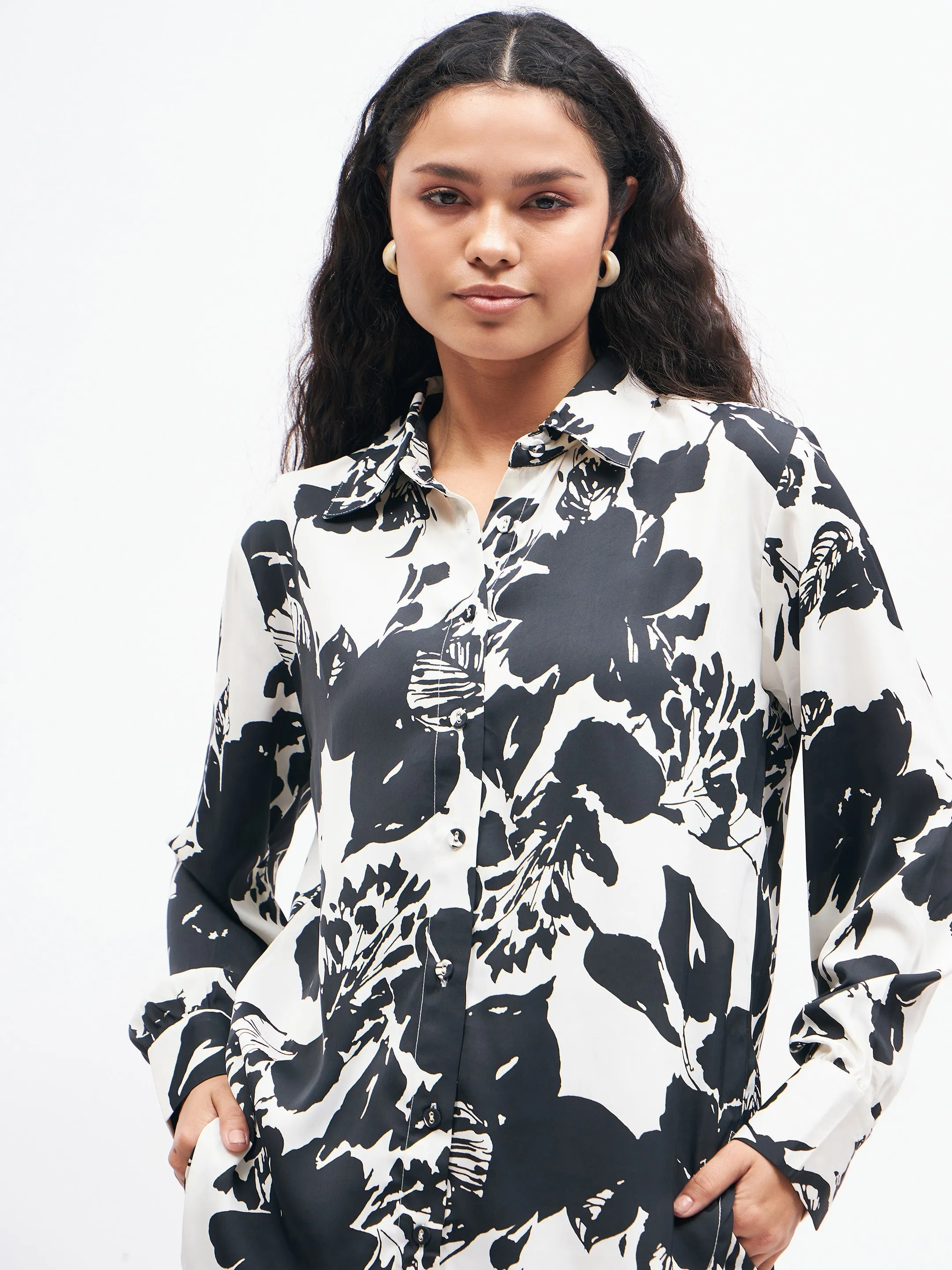 Women Black & White Floral Lounge Shirt With Pants