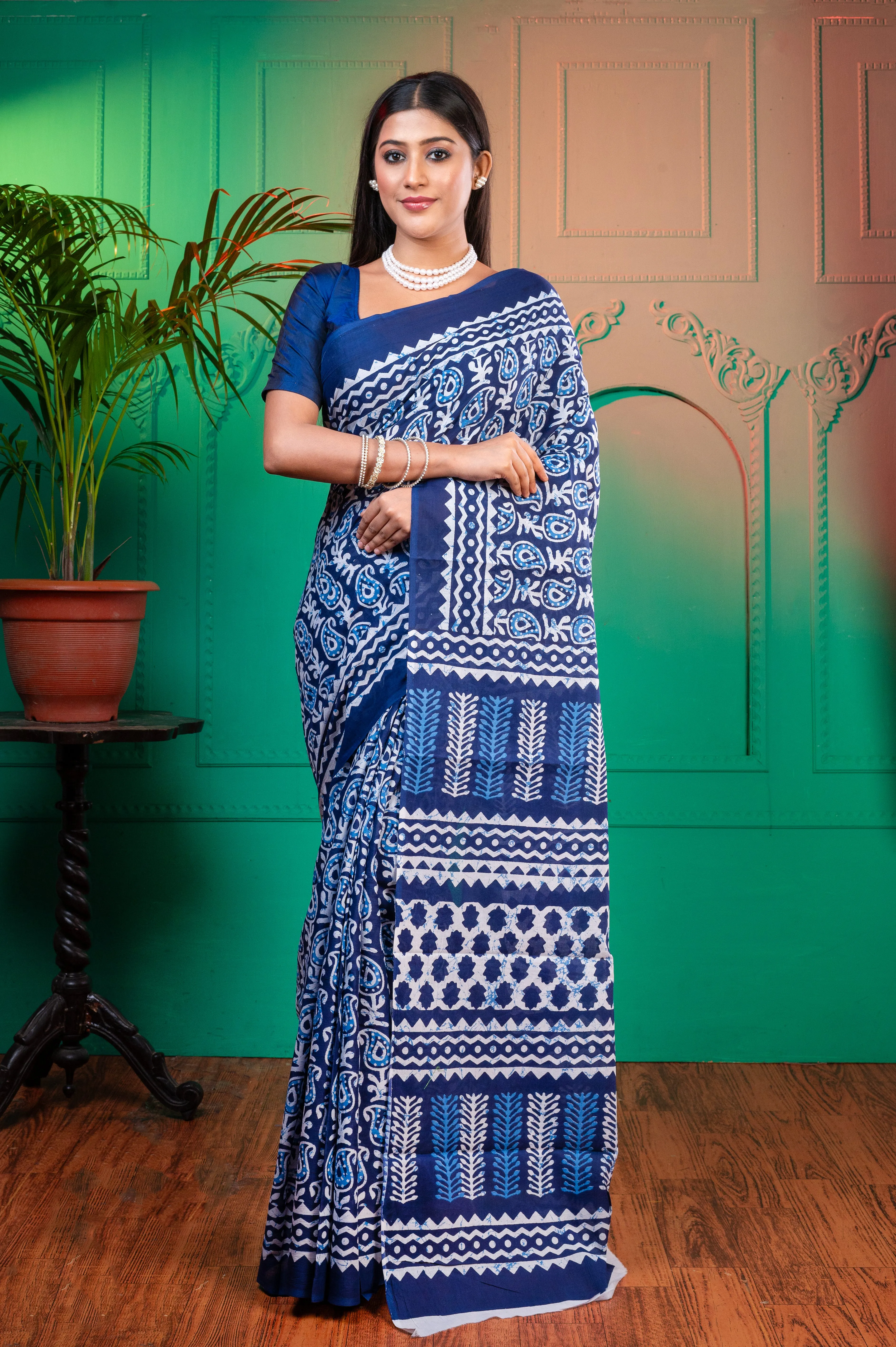 Women Ink Blue Pure Bagru Malmal Cotton Saree With Jungle Print