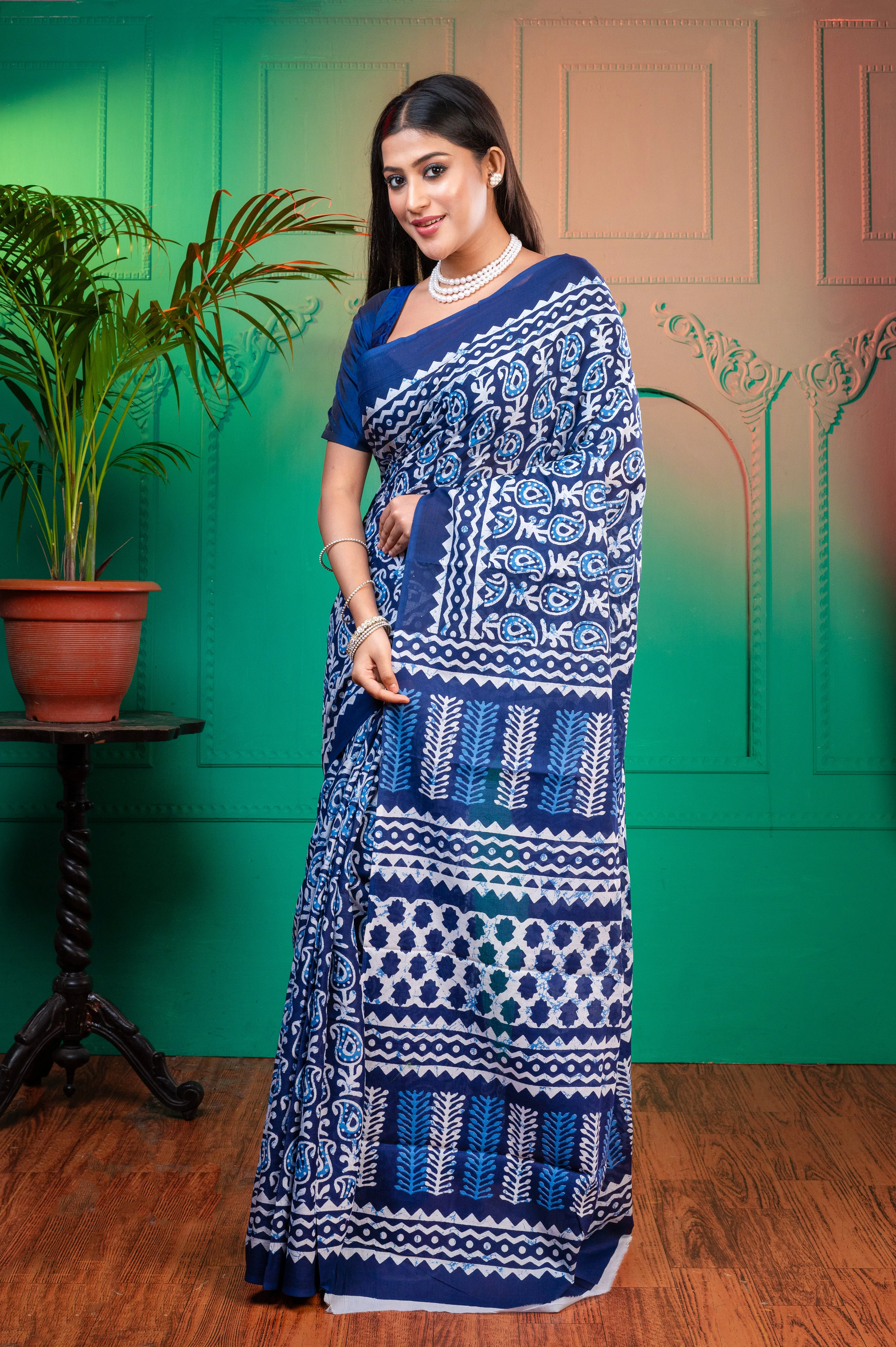 Women Ink Blue Pure Bagru Malmal Cotton Saree With Jungle Print