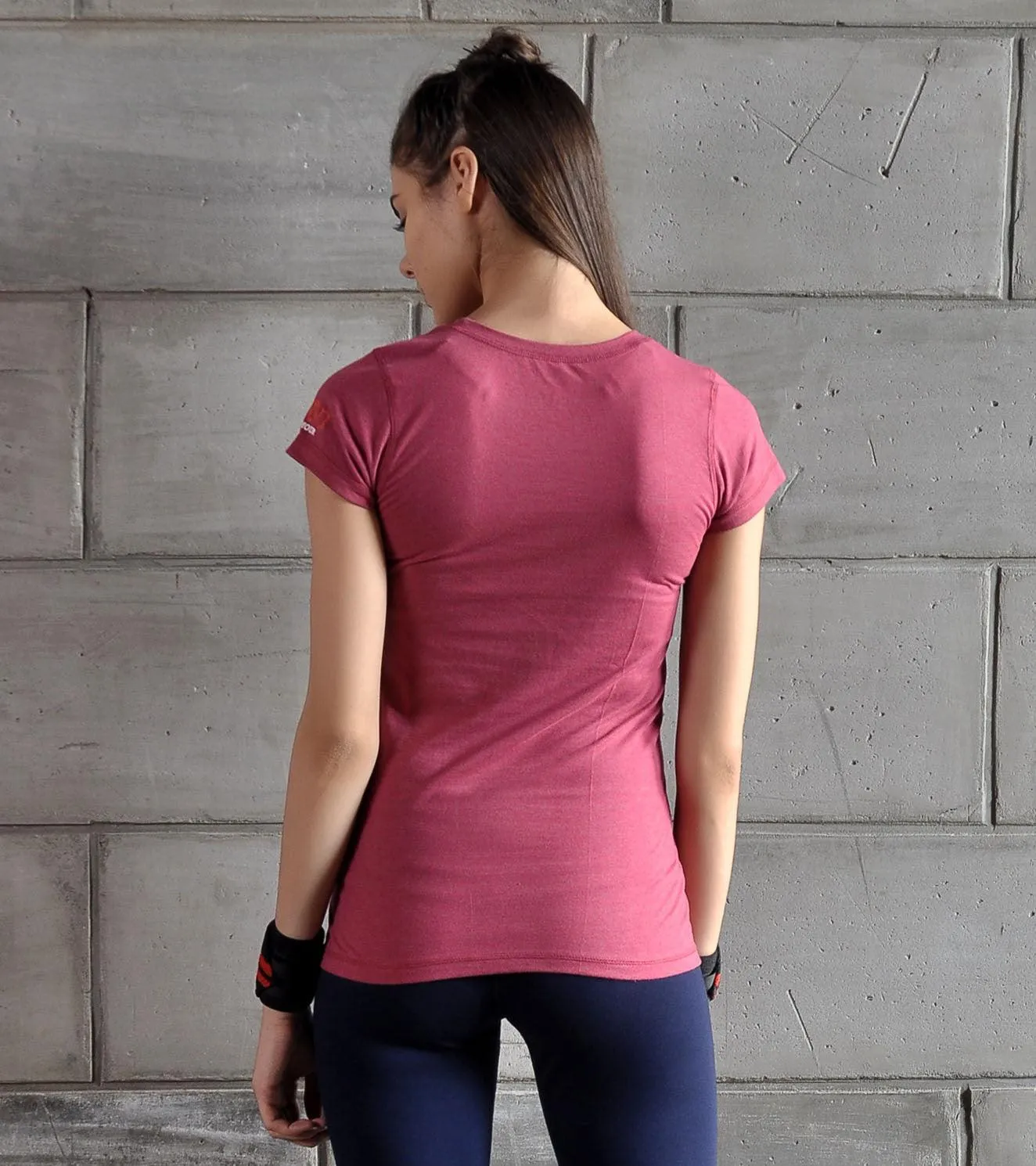 Women's  Amrap Training T-shirt (Brick Red)